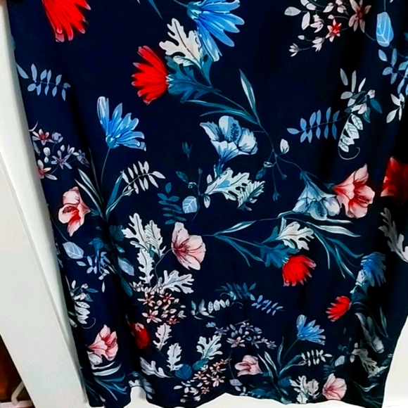 Navy Floral Maxi dress - Picture 8 of 15